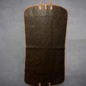 Louis Vuitton Monogram Garment Cover “Housse Porte Habits" model (M23434)